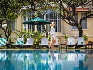 Swimming pool at Raffles hotel le royal