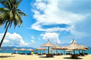 THE BEST TIME TO VISIT NHA TRANG BEACH