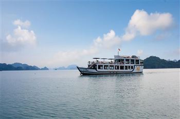 ORCHID LUXURY DAY CRUISE IN LAN HA BAY