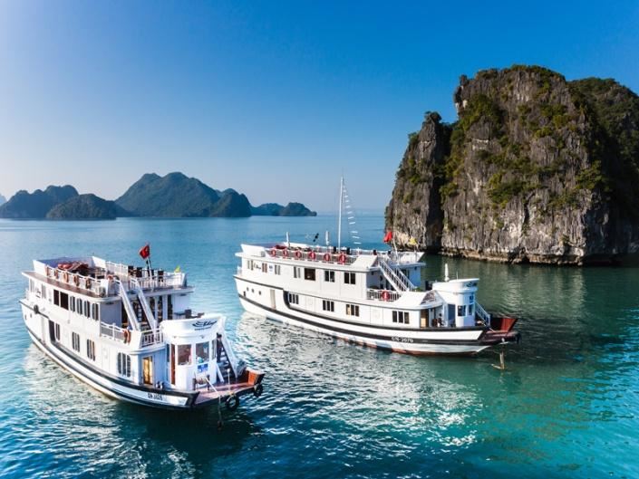 Ha Long Bay 