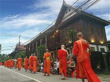monks in laos