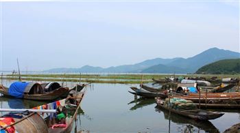 quang ngan fishing village
